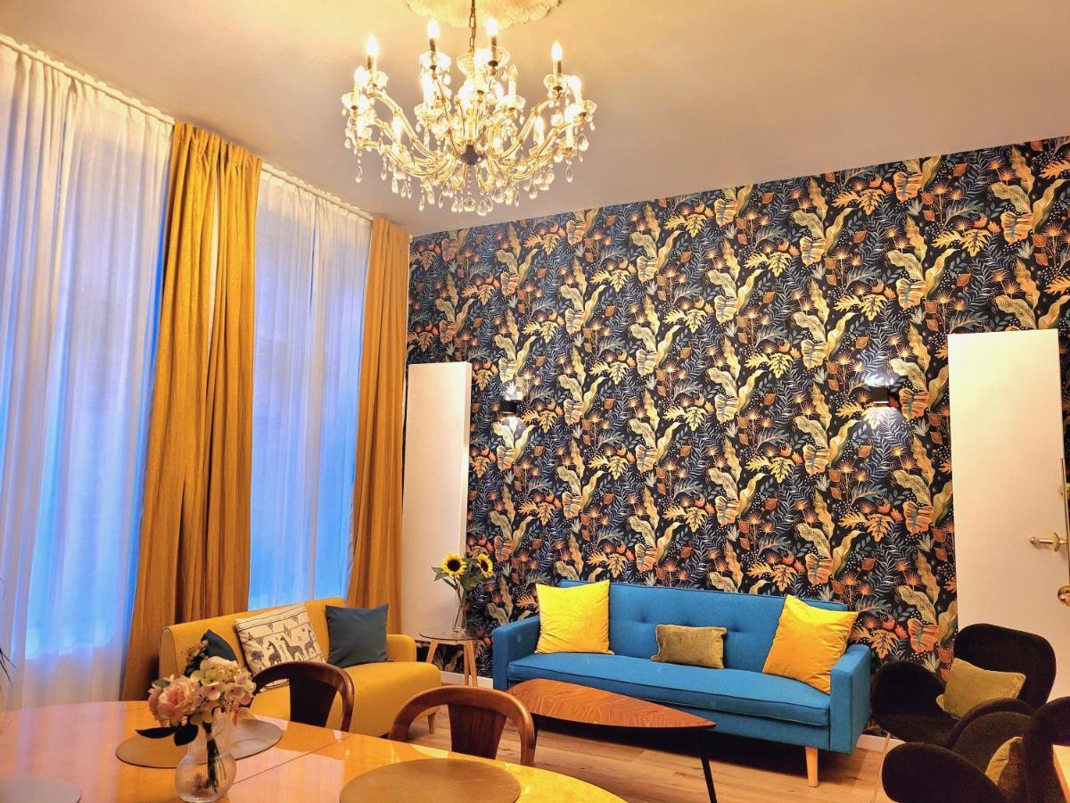 Brand New Camelia Room With Private Bathroom Brüksel Dış mekan fotoğraf